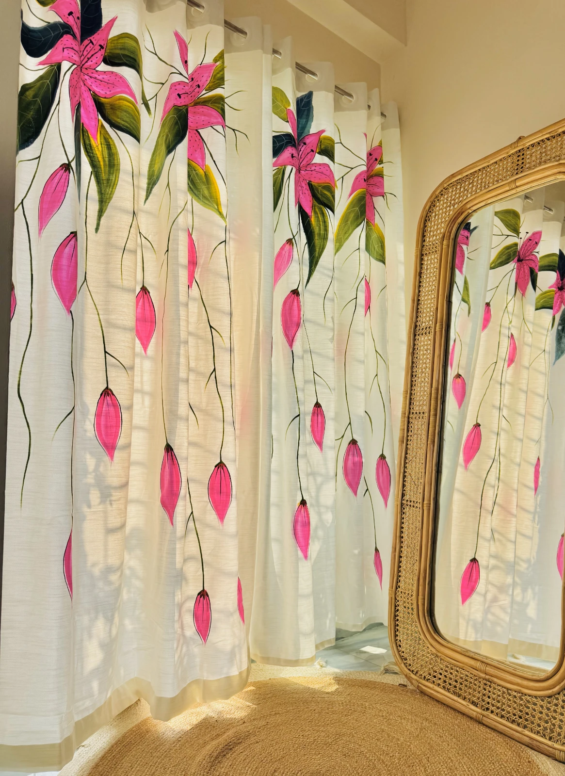 Handpaint king size bedsheet (1)