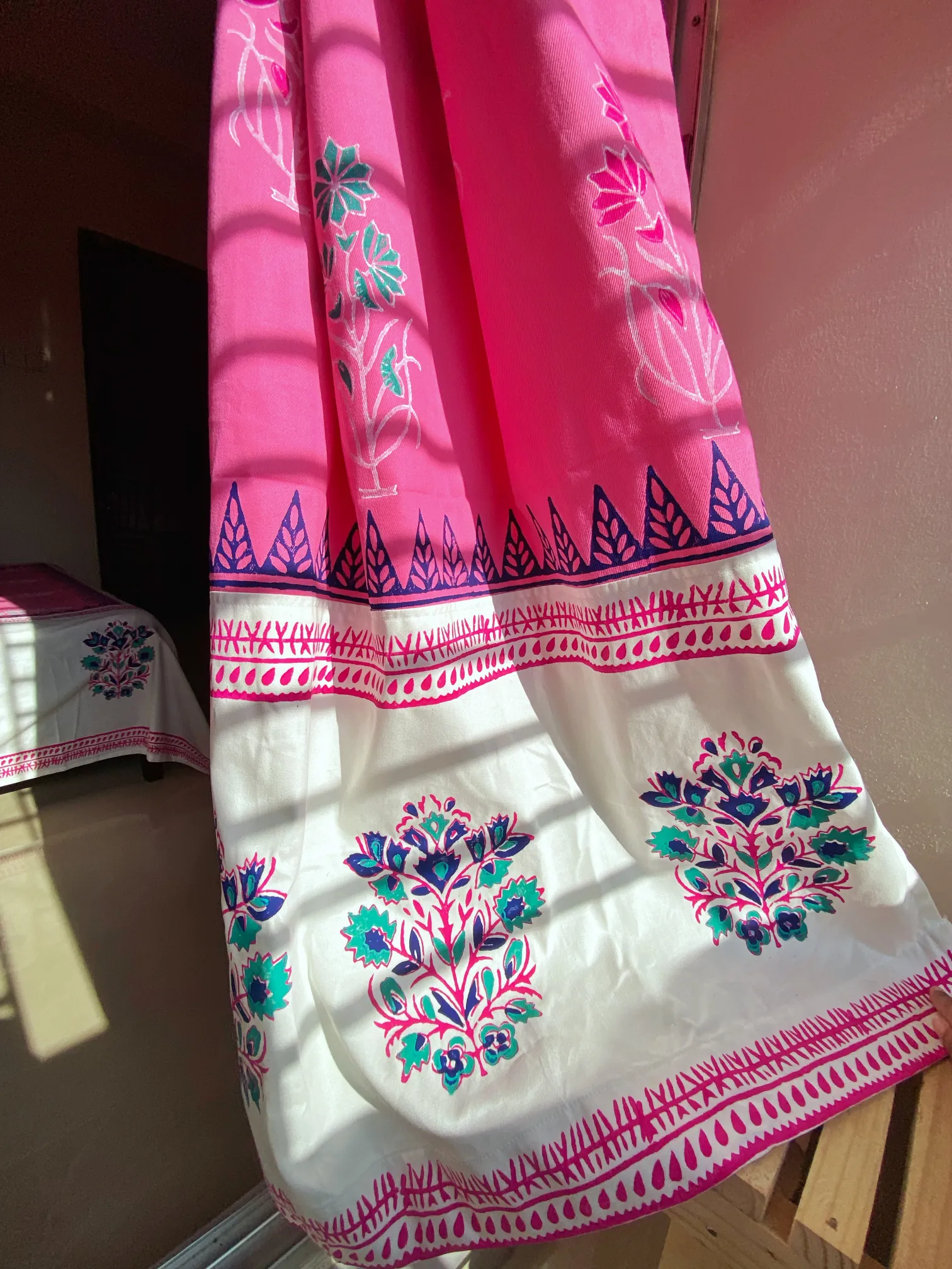 HB0083 Pink hand block bedsheet with two pillow cover side pillow cover cushion cover and curtain (8)