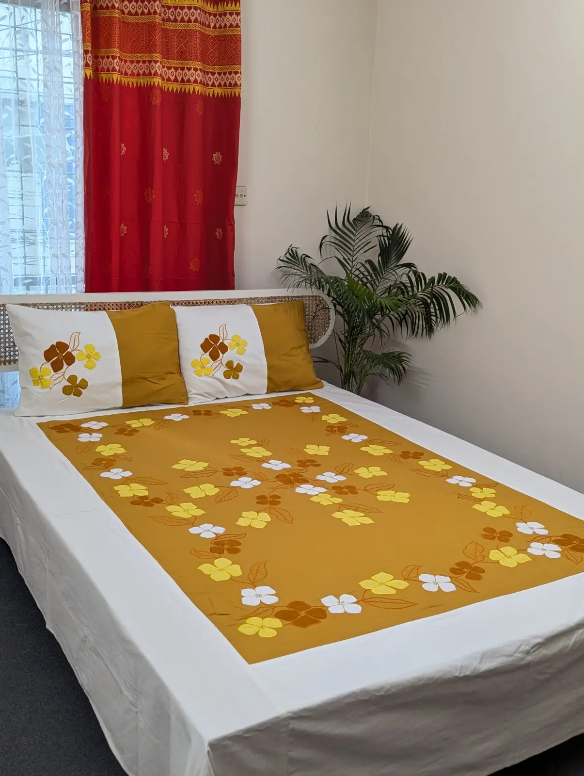 Applique Cotton Bedsheet (3)