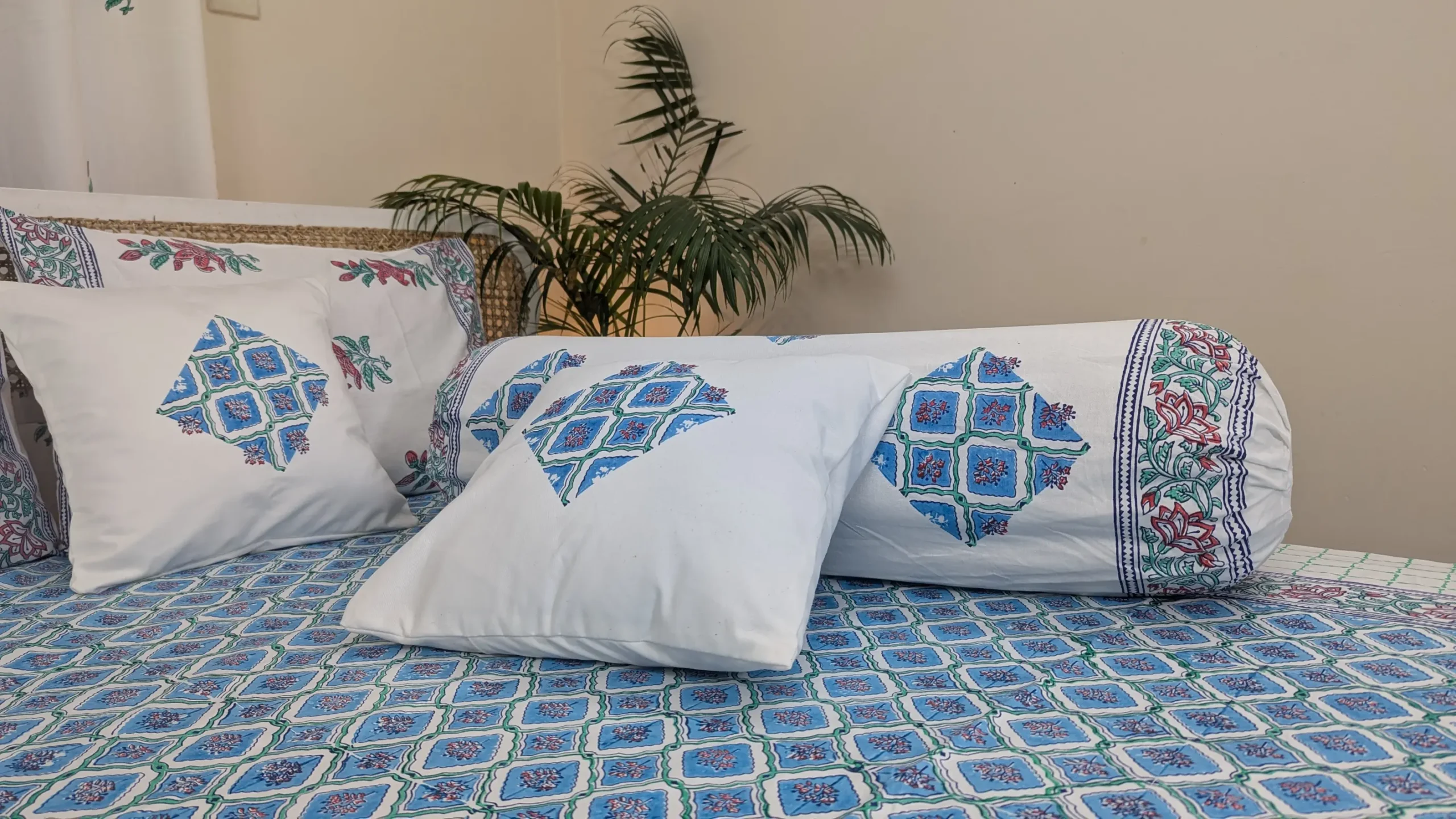Handblock Print King Size Bedsheet (102)