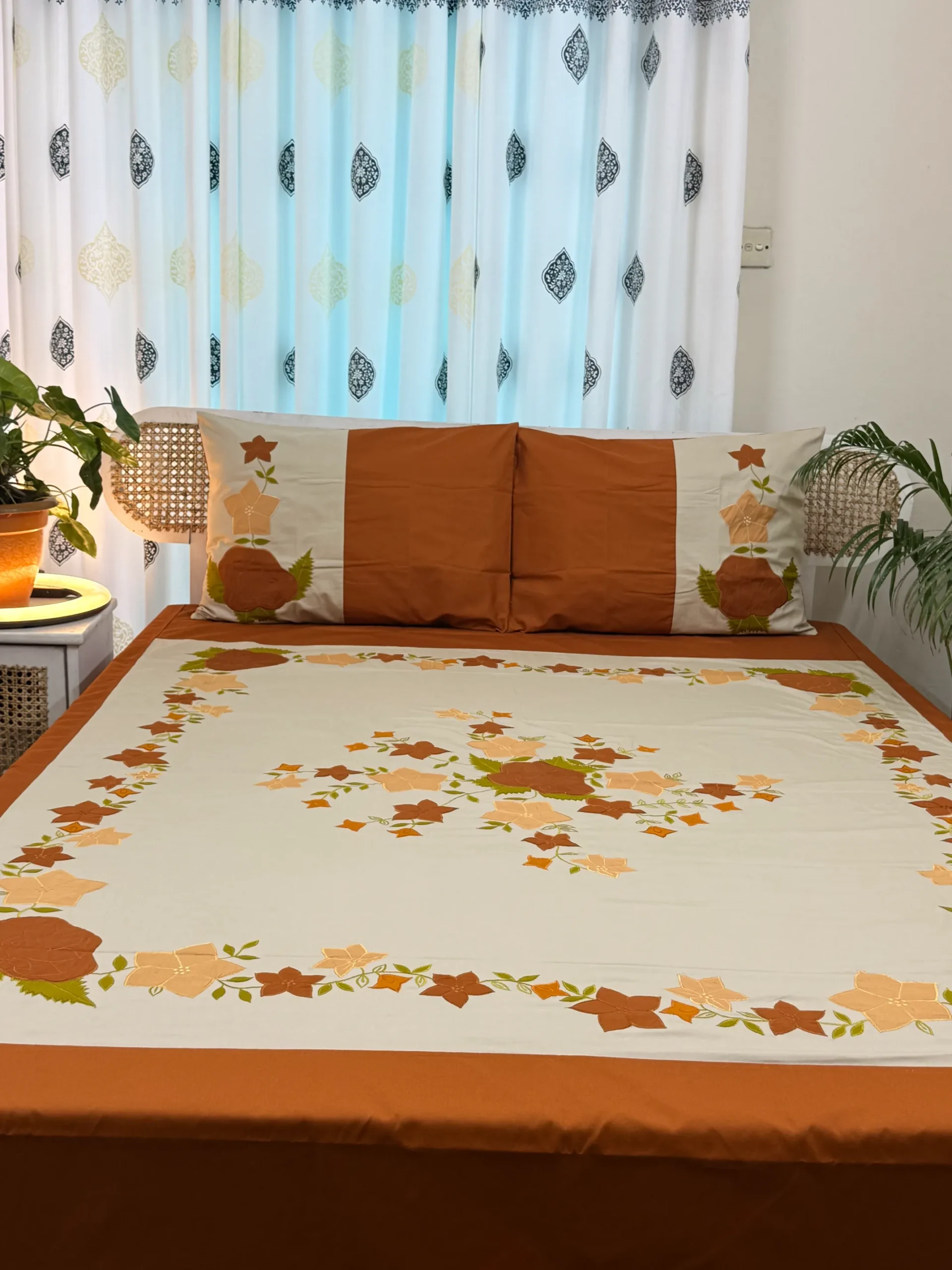 APL0101 hand applique bedsheet with two pillow cover (4)