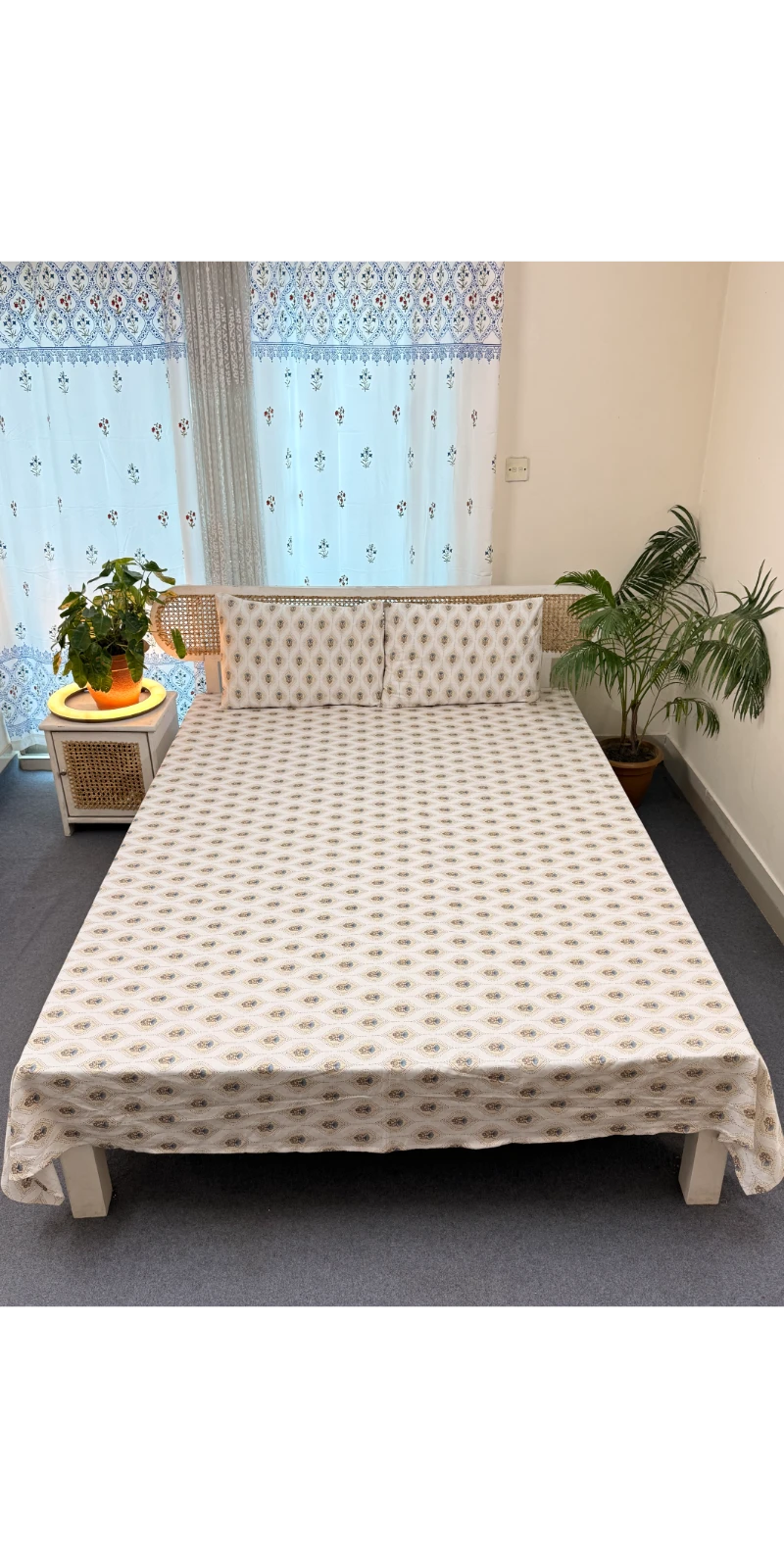 DTB0007 Digital print Bedsheet with 2 pillow cover (1)