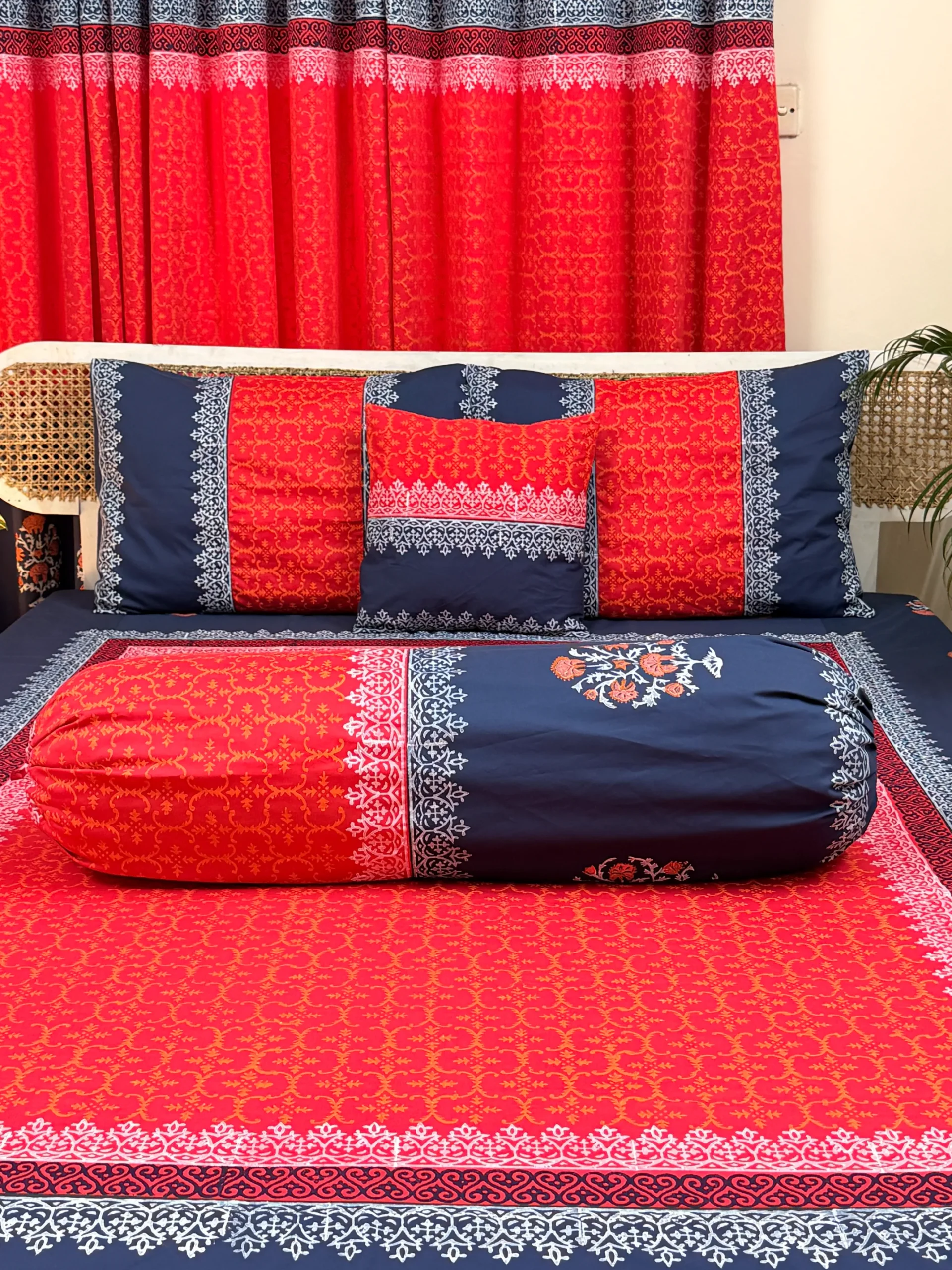 HB0120 hand block red blue bedsheet with pillow cover side pillow cover cushion (4)