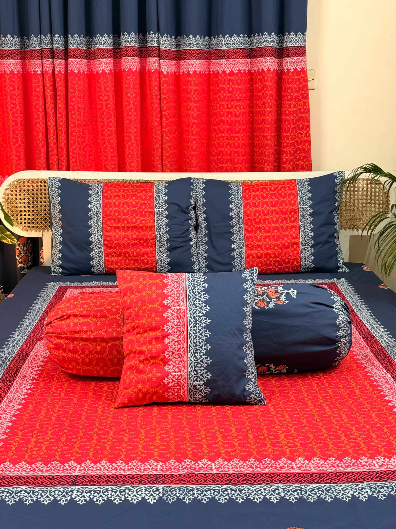 HB0120 hand block red blue bedsheet with pillow cover side pillow cover cushion (7)