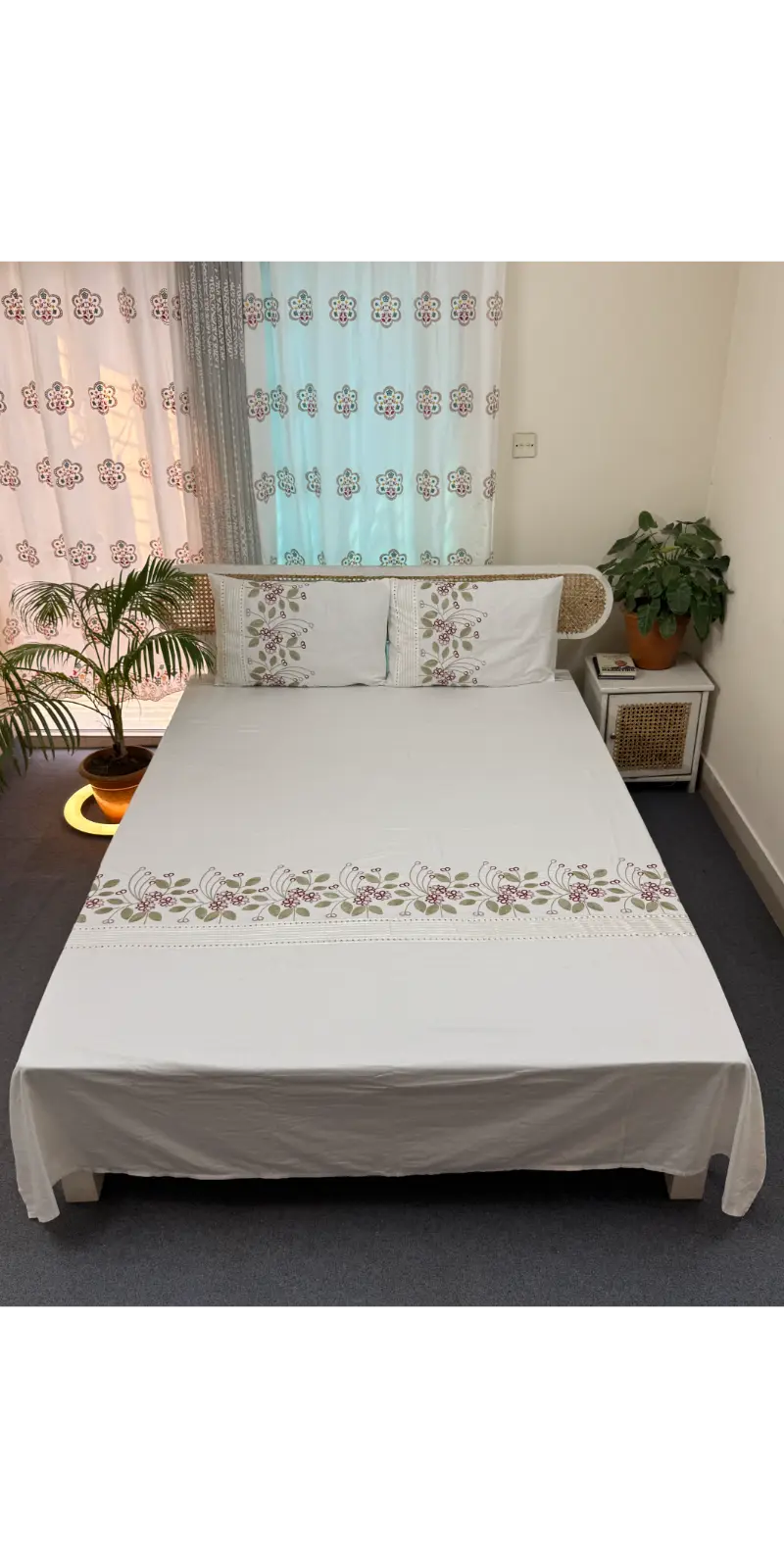 HEB0009 Embroidery bedsheet with 2 pillow cover (1)